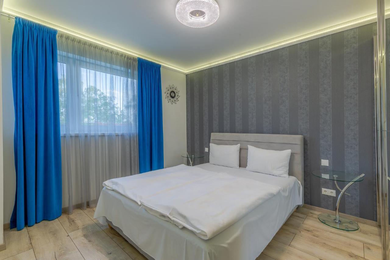 Апартаменты Admiral Luxury IV Apartman By Bltn Шиофок Экстерьер фото