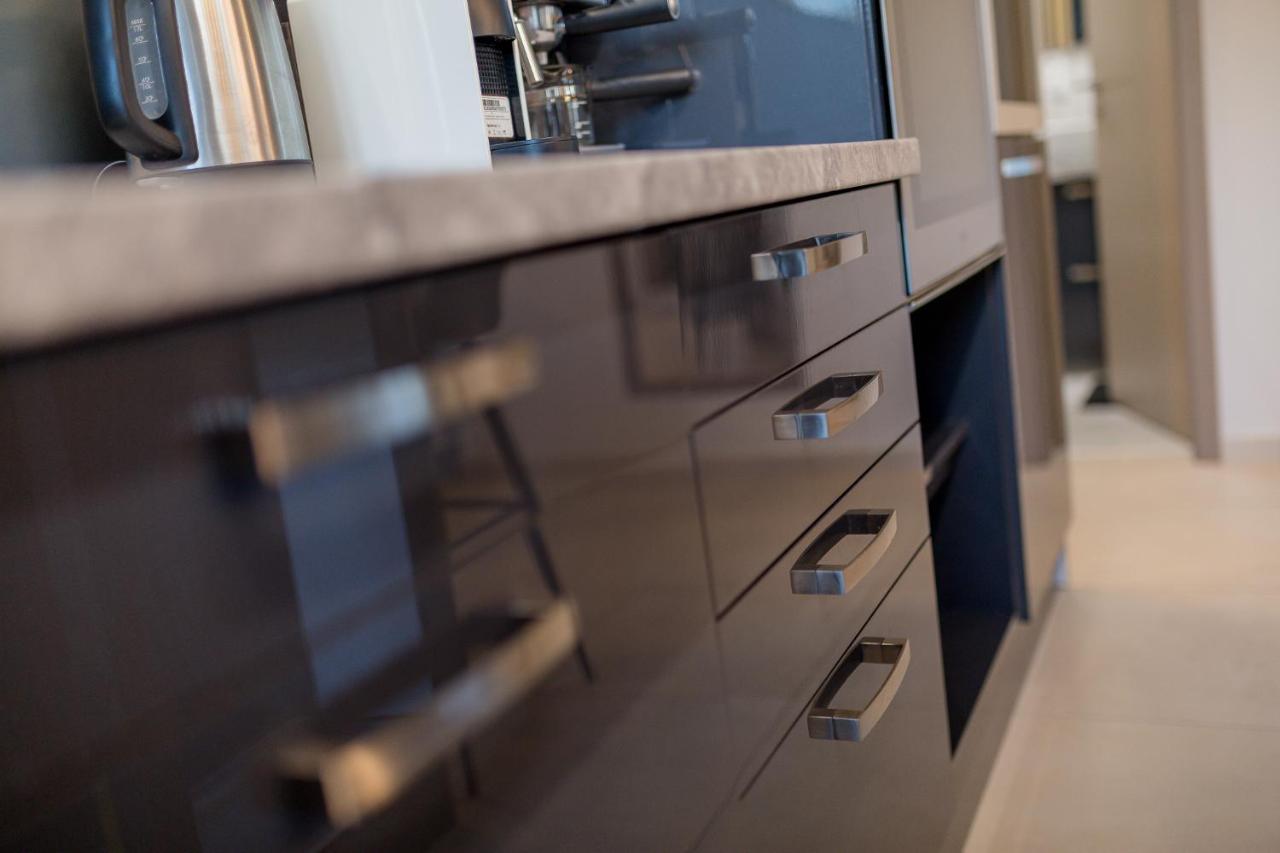 Апартаменты Admiral Luxury IV Apartman By Bltn Шиофок Экстерьер фото